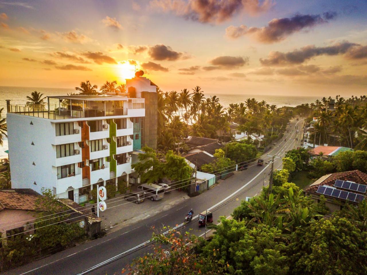 Hotel J Ambalangoda Ambalangoda  Exterior foto